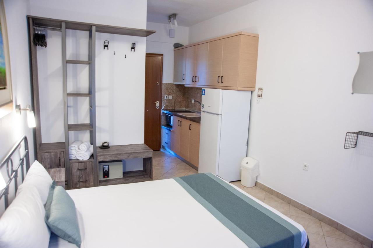 Alexandros Hotel Apartments Vourvourou Exterior foto